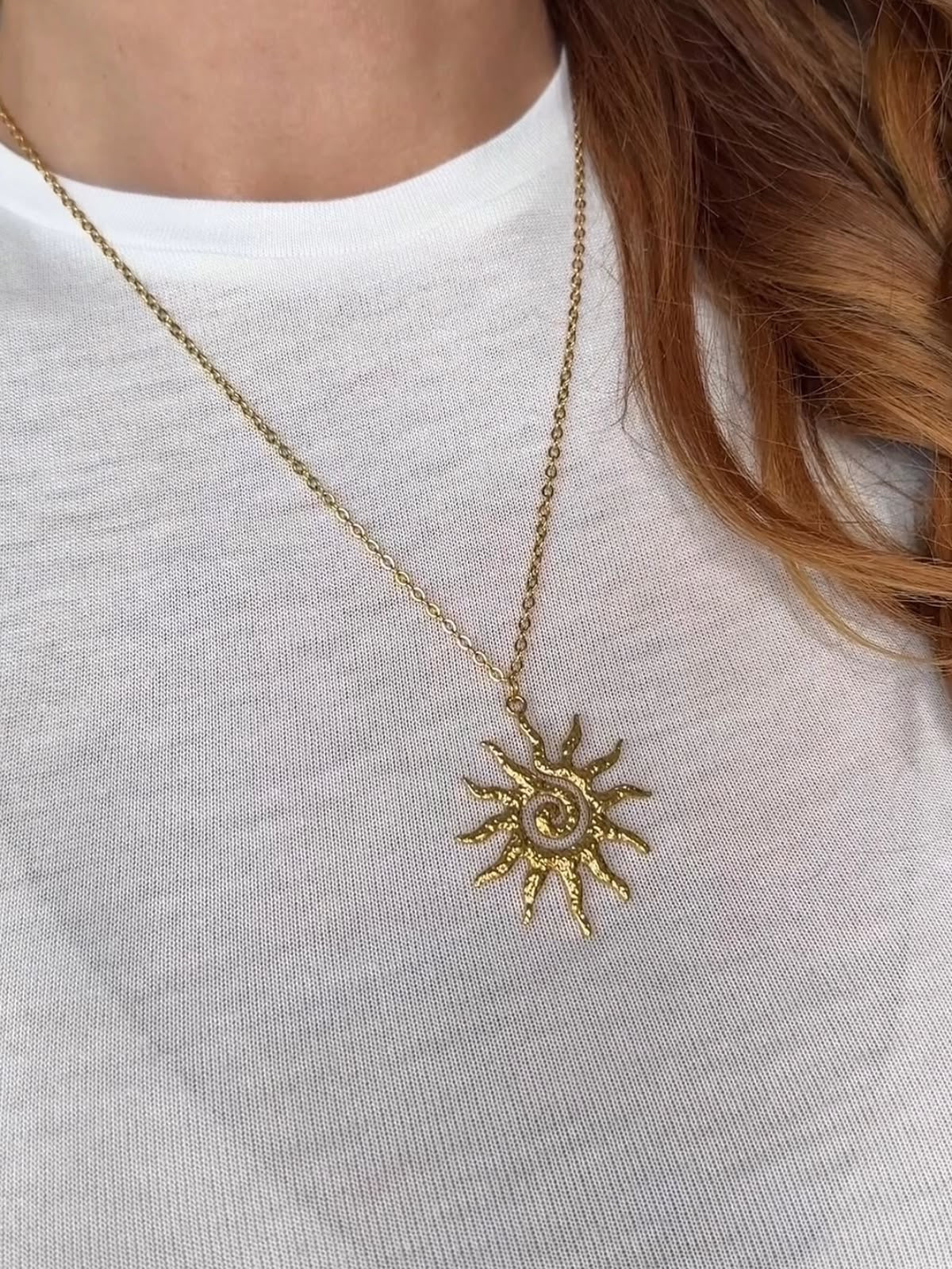 1pc Stainless Steel Swirl Sun Pendant Necklace