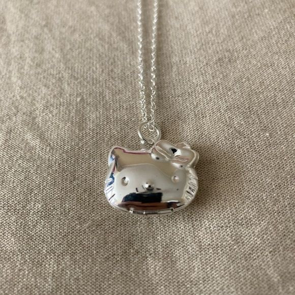 Cute Openable Sanrio Hello Kitty Cat Pendant