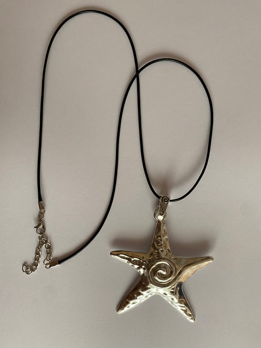 Starfish long necklace