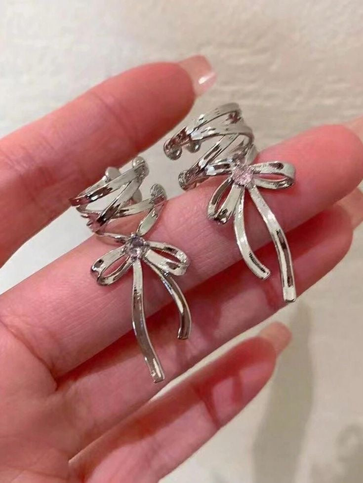 A Ribbon Bow Tie Lace Ear Bone Clip Ballet Style earring