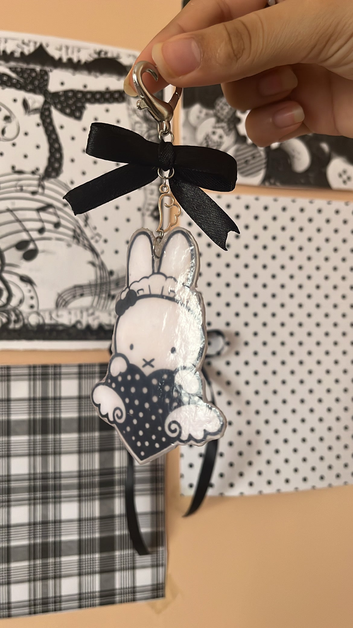 Cute polka dots style keychains/aesthetic/miffy