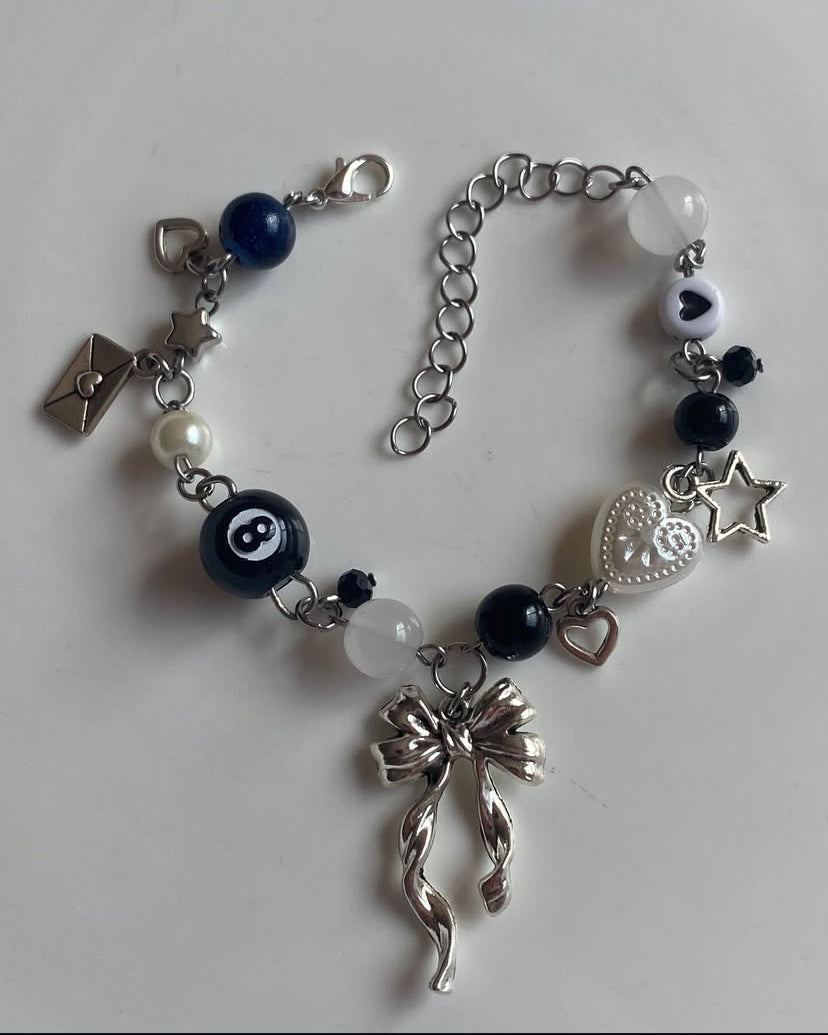 Elegant aesthetic bow bracelets
