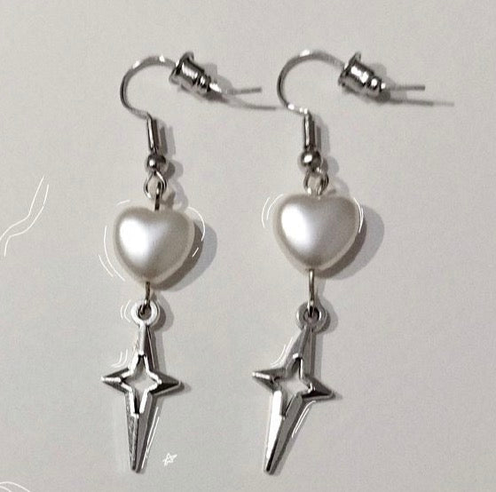 Simple white coquette/y2k earrings