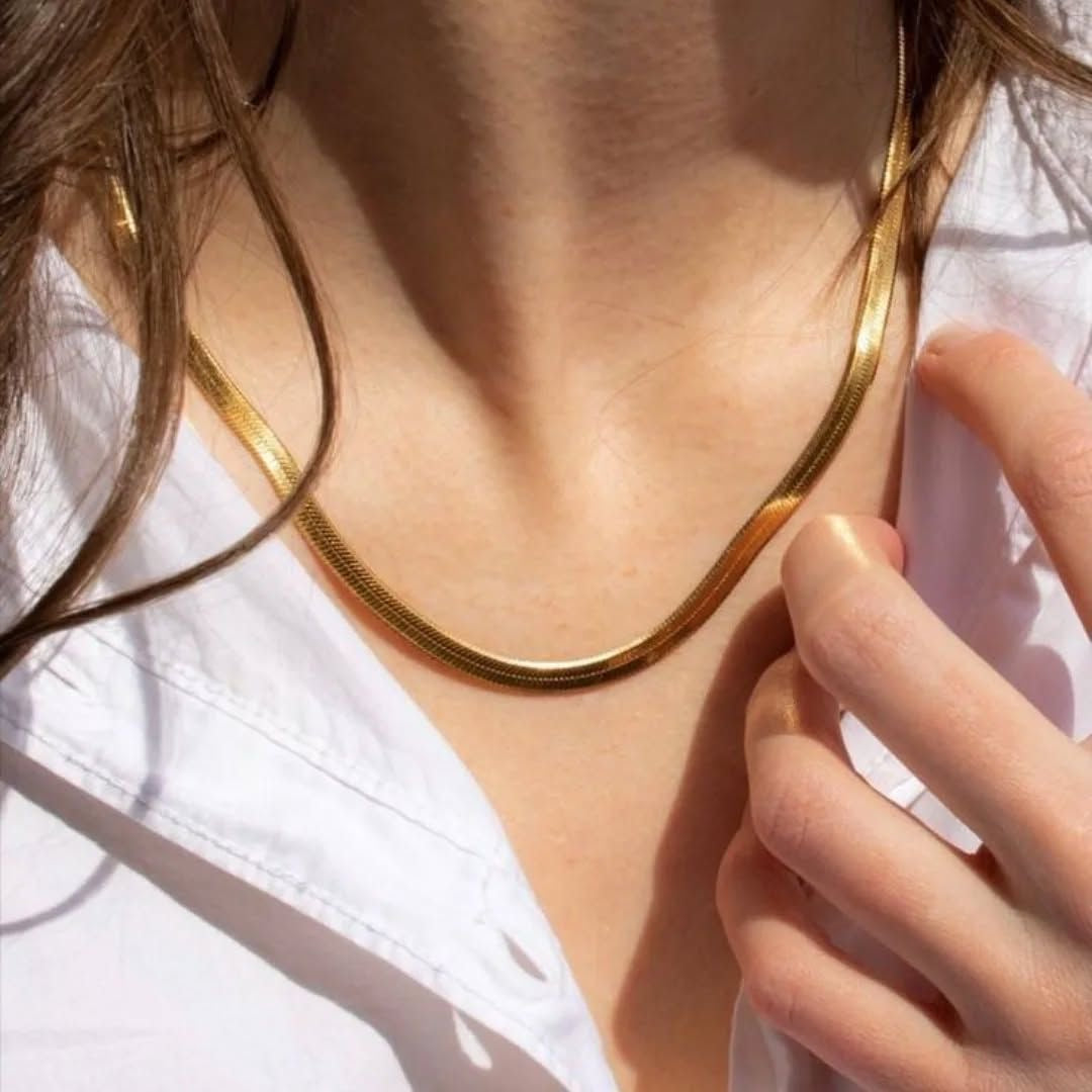 Golden snake necklace (stainless steel)