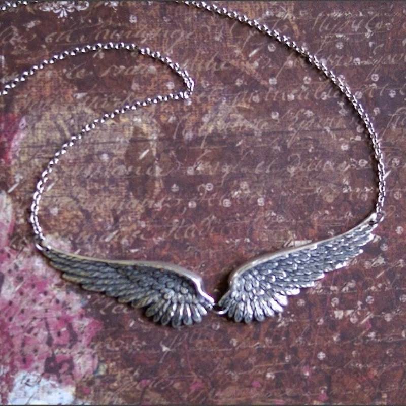 Angel wings aesthetic trendy necklace