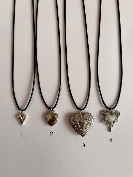 Aesthetic heart necklaces